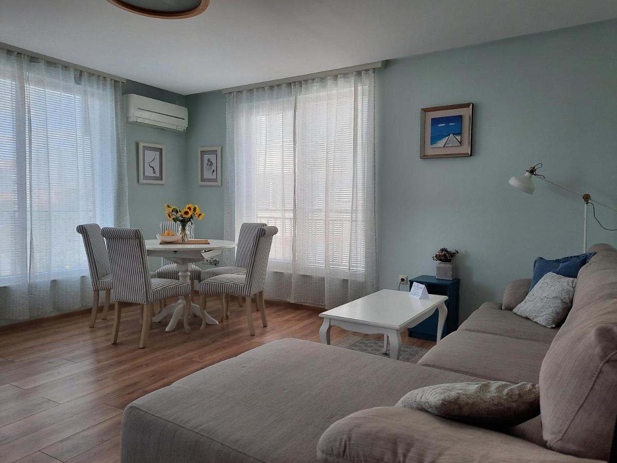 Soulful Apartments - Horizon Varna Buitenkant foto